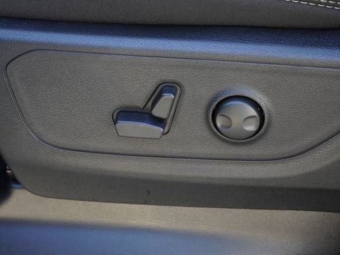 New 2026 RAM 1500 Lone Star AWD/4WD image 18