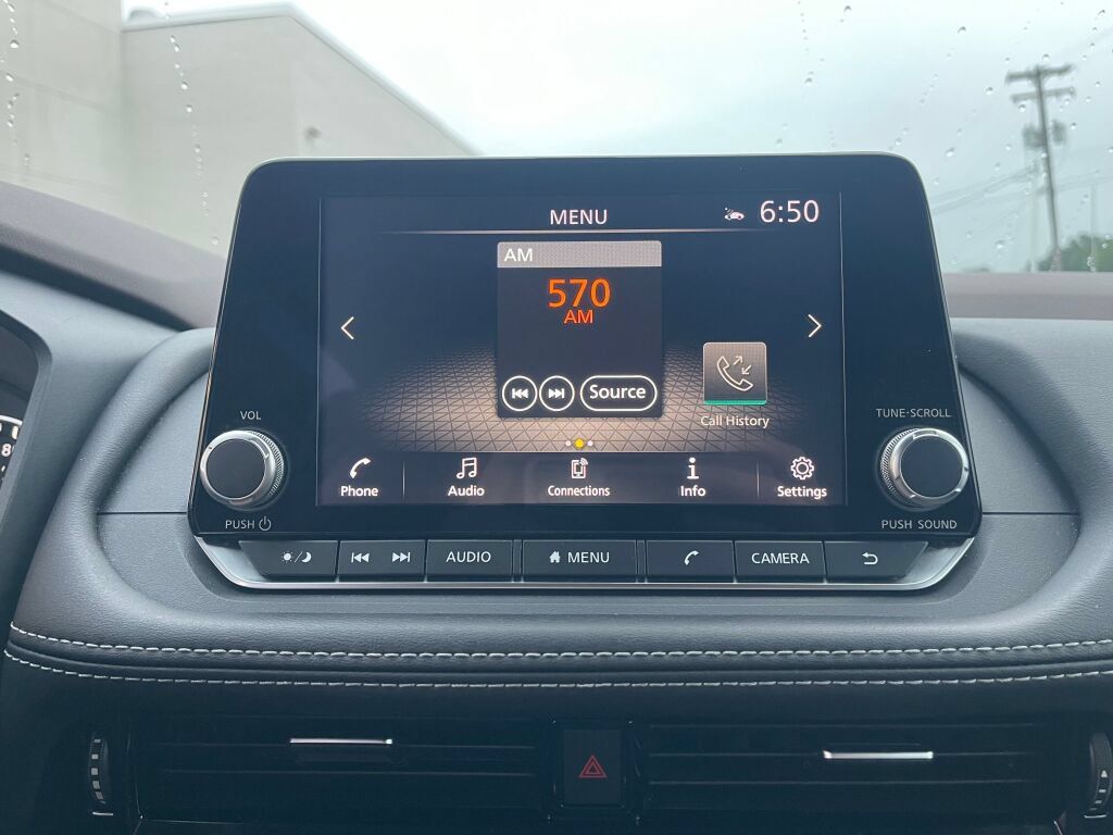 Used 2021 Nissan Rogue SV AWD/4WD image 9