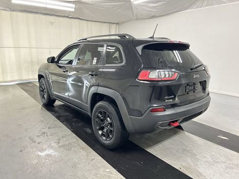 Used 2019 Jeep Cherokee Trailhawk w/ Cold Weather Group AWD/4WD image 7