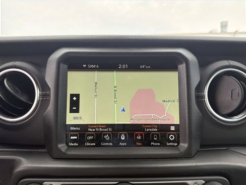 Used 2023 Jeep Wrangler Unlimited Sahara w/ Cold Weather Group AWD/4WD image 25