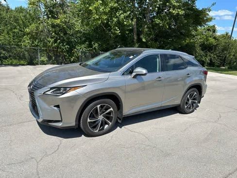 Used 2017 Lexus RX 450h AWD w/ Luxury Package image 19