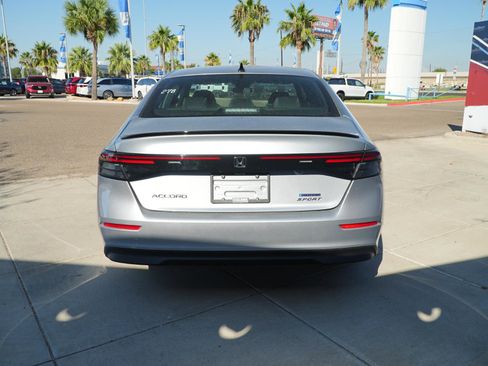 Used 2025 Honda Accord Sport image 6