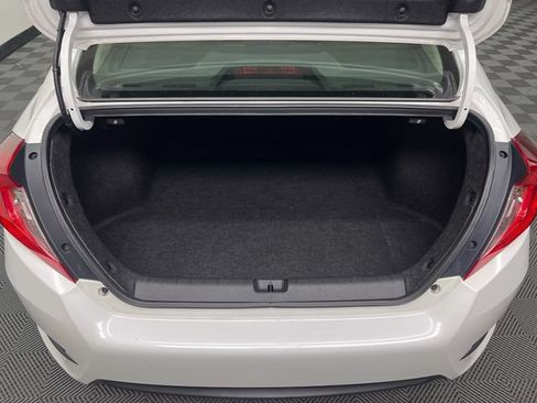 Used 2018 Honda Civic EX-L image 8