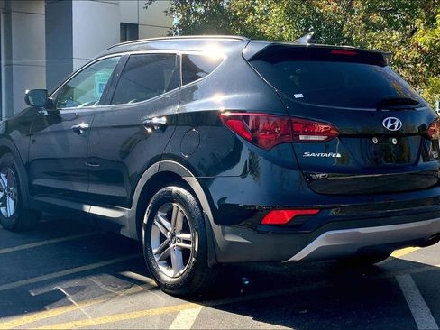 Used 2017 Hyundai Santa Fe Sport image 11
