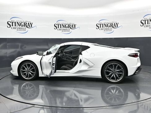 Used 2024 Chevrolet Corvette Stingray Preferred Cpe w/ Stealth Interior Trim Package RWD image 37