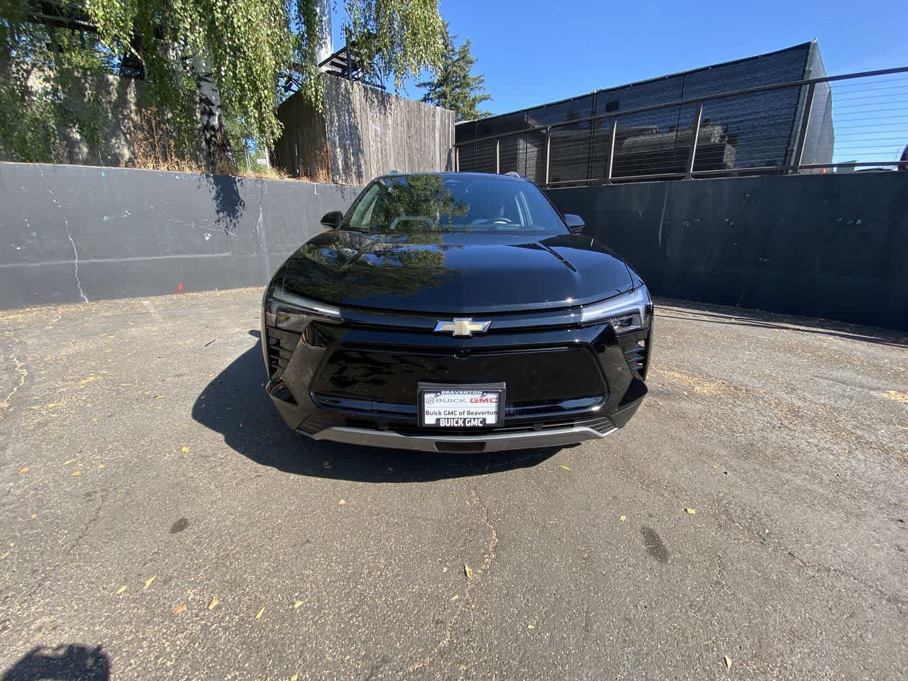 Used 2024 Chevrolet Blazer EV LT AWD/4WD image 9