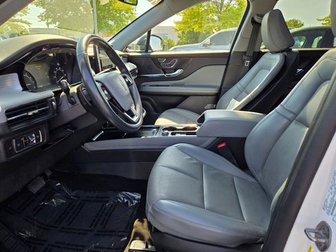 Certified 2022 Lincoln Corsair AWD w/ Premium Package image 22