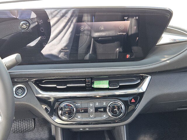 Used 2025 Buick Envista Sport Touring w/ Experience Buick Package FWD image 18