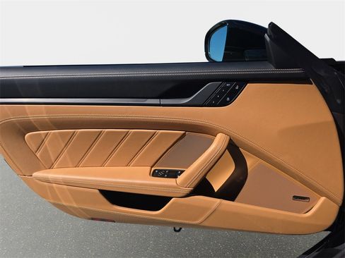 Used 2024 Porsche 911 Targa 4 GTS image 28