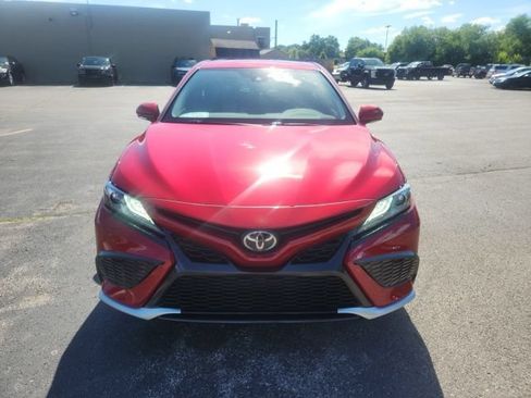 Used 2021 Toyota Camry XSE FWD image 2