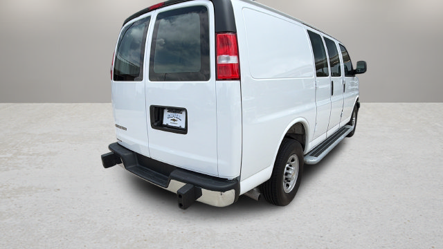 Used 2025 Chevrolet Express 2500 w/ Driver Convenience Package RWD image 37