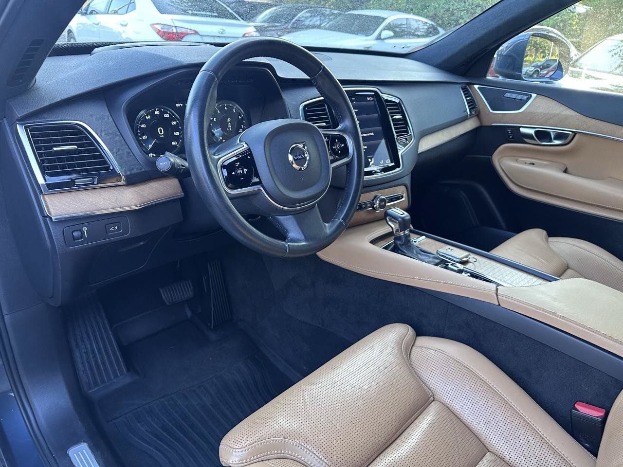 Used 2018 Volvo XC90 T6 Inscription w/ Luxury Package AWD/4WD image 10