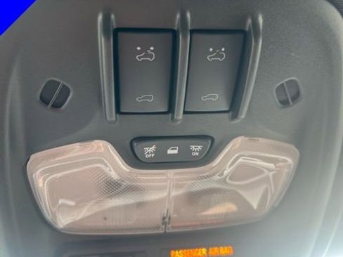 Used 2024 GMC Canyon AT4 w/ Canyon Safety Plus Package image 19