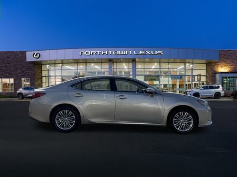 Used 2013 Lexus ES 350 image 23