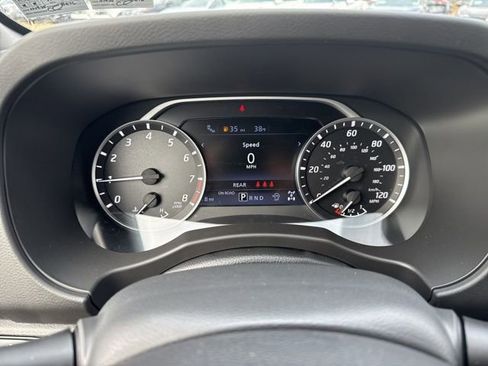New 2026 Nissan Frontier 4x4 Crew Cab image 13