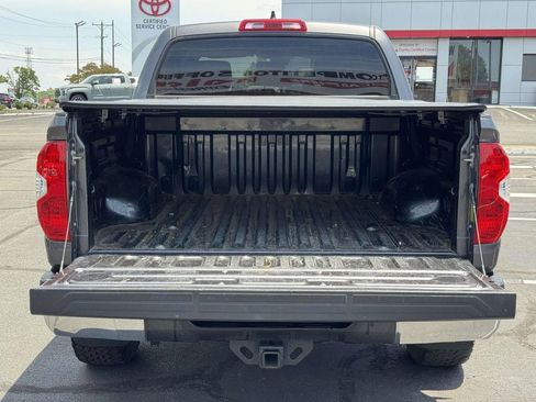 Used 2020 Toyota Tundra SR5 w/ SR5 Leather Package AWD/4WD image 16