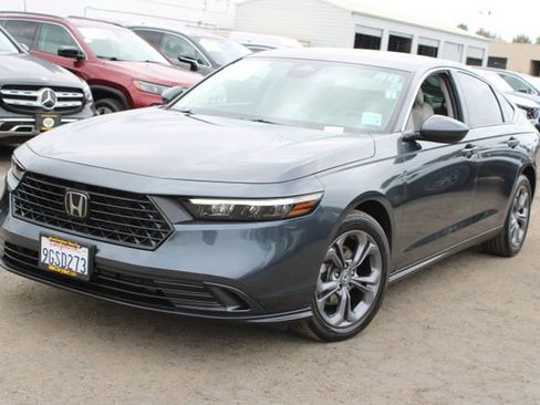 Used 2023 Honda Accord EX image 8
