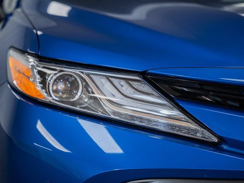 Used 2020 Toyota Camry XLE w/ Driver Assist Package FWD image 14