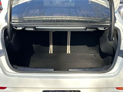 Used 2022 Mercedes-Benz CLA 250 image 9