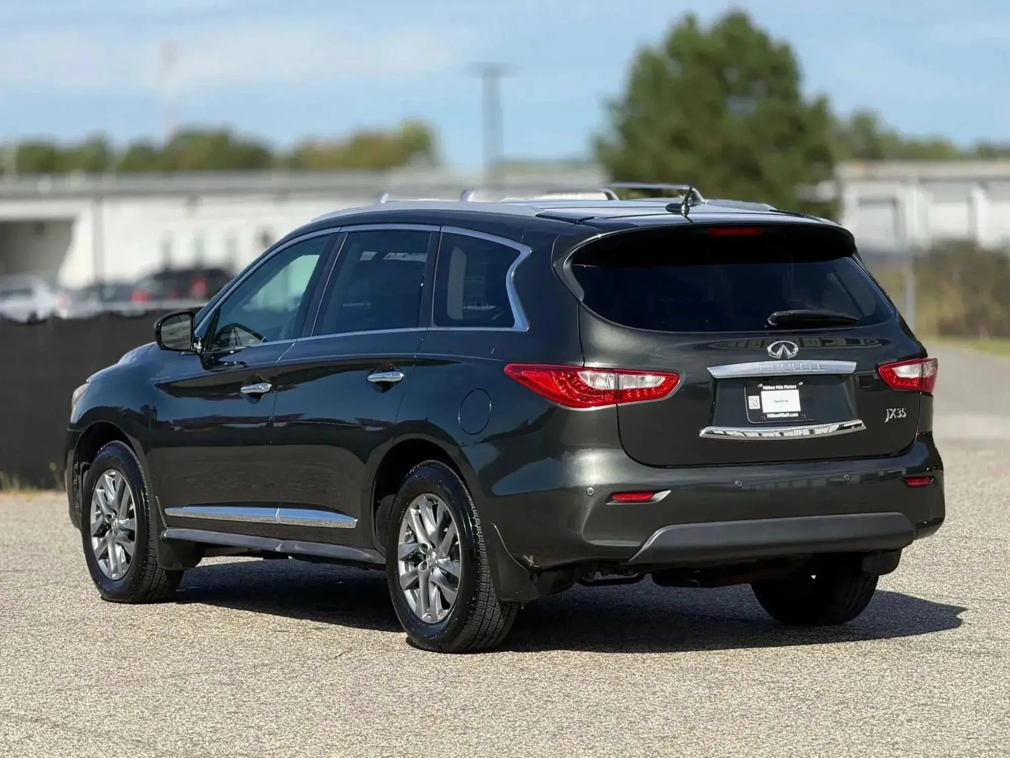 Used 2013 INFINITI JX35 AWD w/ Premium Pkg image 20