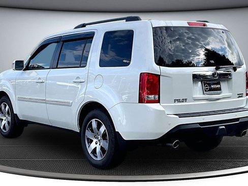 Used 2015 Honda Pilot Touring image 5