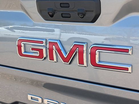 New 2026 GMC Sierra 1500 Denali w/ Denali Reserve Package AWD/4WD image 13