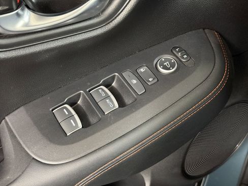 Certified 2024 Honda HR-V Sport image 20