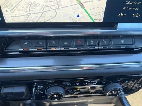 Used 2024 Chevrolet Silverado 1500 High Country w/ Midnight Edition image 48