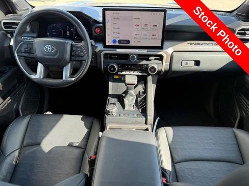 Used 2024 Toyota Tacoma TRD Off-Road w/ TRD Off Road Premium Package AWD/4WD image 13