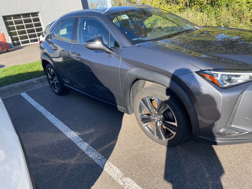 Used 2019 Lexus UX 250h w/ Accessory Package AWD/4WD image 45
