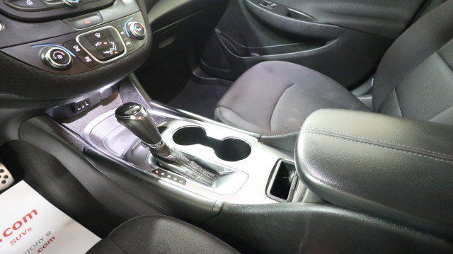 Used 2016 Chevrolet Malibu LT FWD image 16