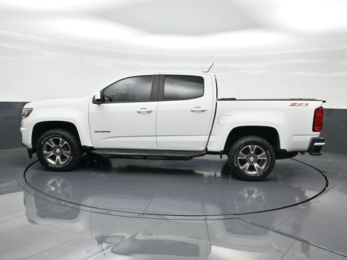 Used 2019 Chevrolet Colorado Z71 image 2