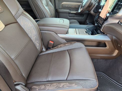 New 2026 RAM 2500 Limited image 14