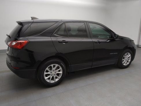 Used 2020 Chevrolet Equinox LS w/ LS Convenience Package image 10