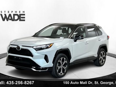 Certified 2025 Toyota RAV4 XSE image 1