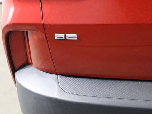 Used 2022 Ford Escape SE w/ SE Sport Appearance Package FWD image 40