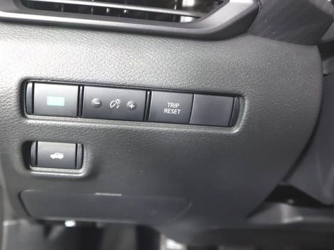 Certified 2025 Nissan Sentra S image 19