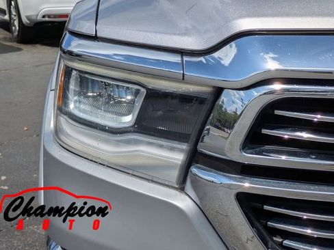 Used 2019 RAM 1500 Laramie RWD image 11