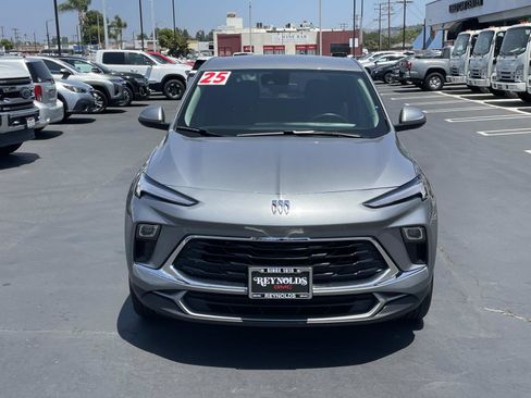 Used 2025 Buick Encore GX Preferred FWD image 2