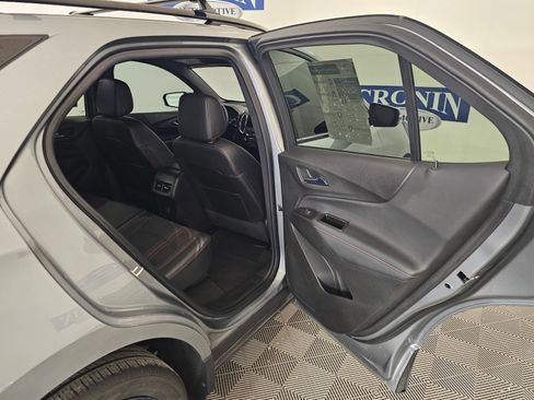 Used 2024 Chevrolet Equinox RS FWD image 20