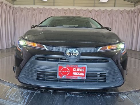 Used 2024 Toyota Corolla LE FWD image 11