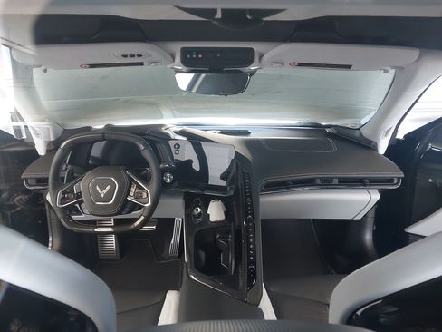 Used 2024 Chevrolet Corvette Z06 w/ Stealth Interior Trim Package RWD image 5
