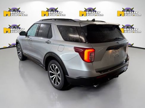 Used 2024 Ford Explorer ST-Line w/ Class IV Trailer Tow Package image 6