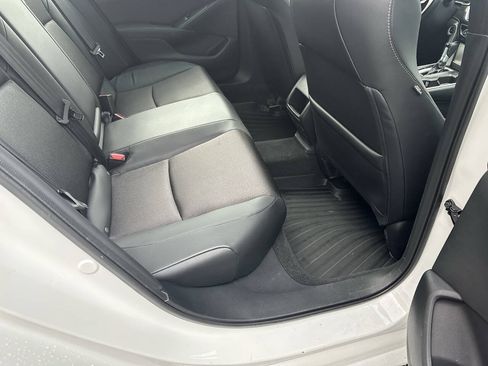 Used 2018 Honda Accord Sport image 9