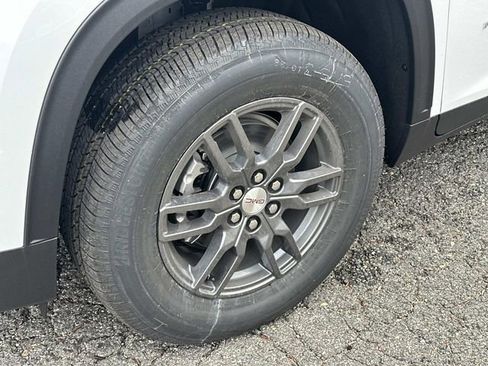 New 2026 GMC Acadia Elevation image 7