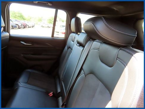 Certified 2024 Jeep Grand Cherokee Altitude AWD/4WD image 10
