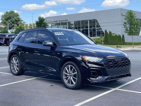 Certified 2024 Audi Q5 e Premium Plus w/ Premium Plus Package AWD/4WD image 2