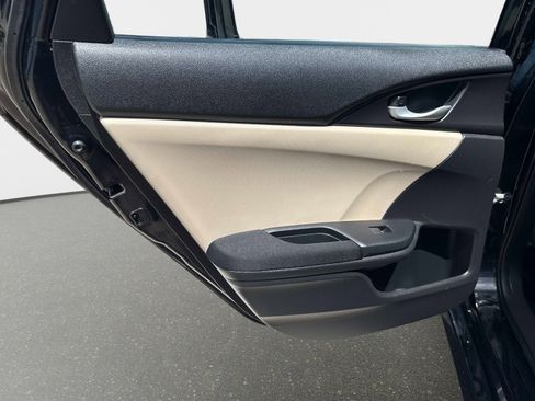 Used 2017 Honda Civic EX image 10