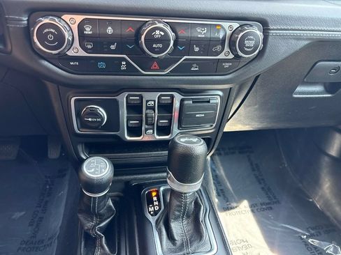 Used 2024 Jeep Wrangler Unlimited Sahara w/ Dual Top Group AWD/4WD image 26