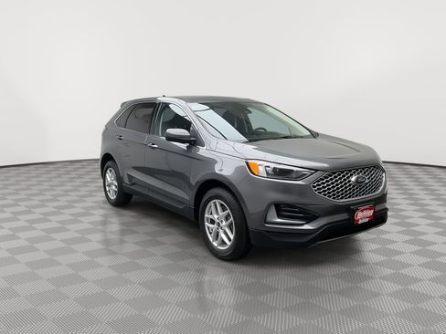 Used 2024 Ford Edge SEL image 31